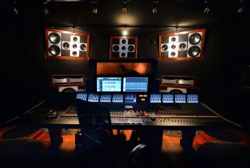 {{brizy_dc_image_alt imageSrc=